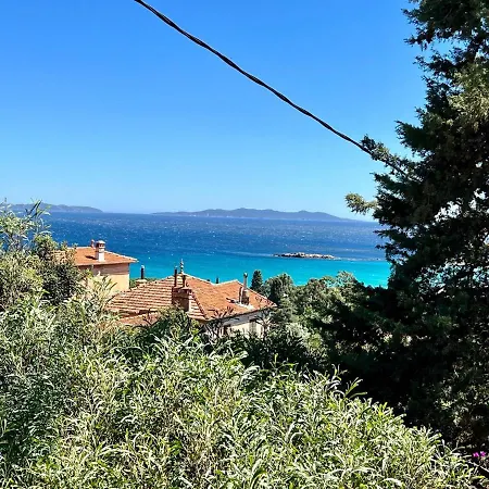 Cozy With Sea View, In * Le Lavandou