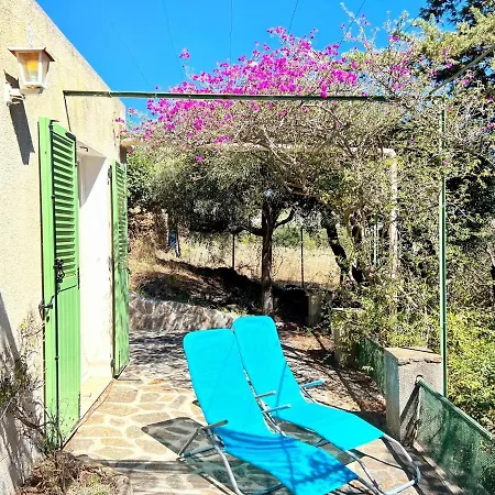 Cozy With Sea View, In *