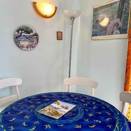 Cozy With Sea View, In Le Lavandou